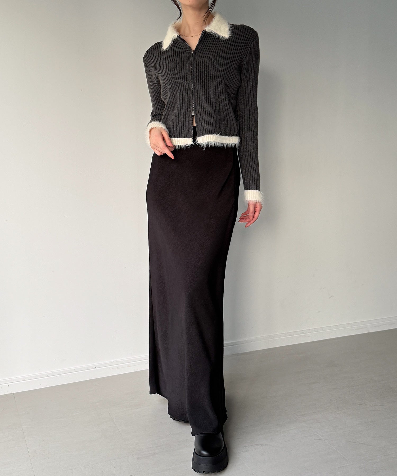 ジュノア JUNOAH バイカラーシャギーダブルジップニット （チャコール） チャコール