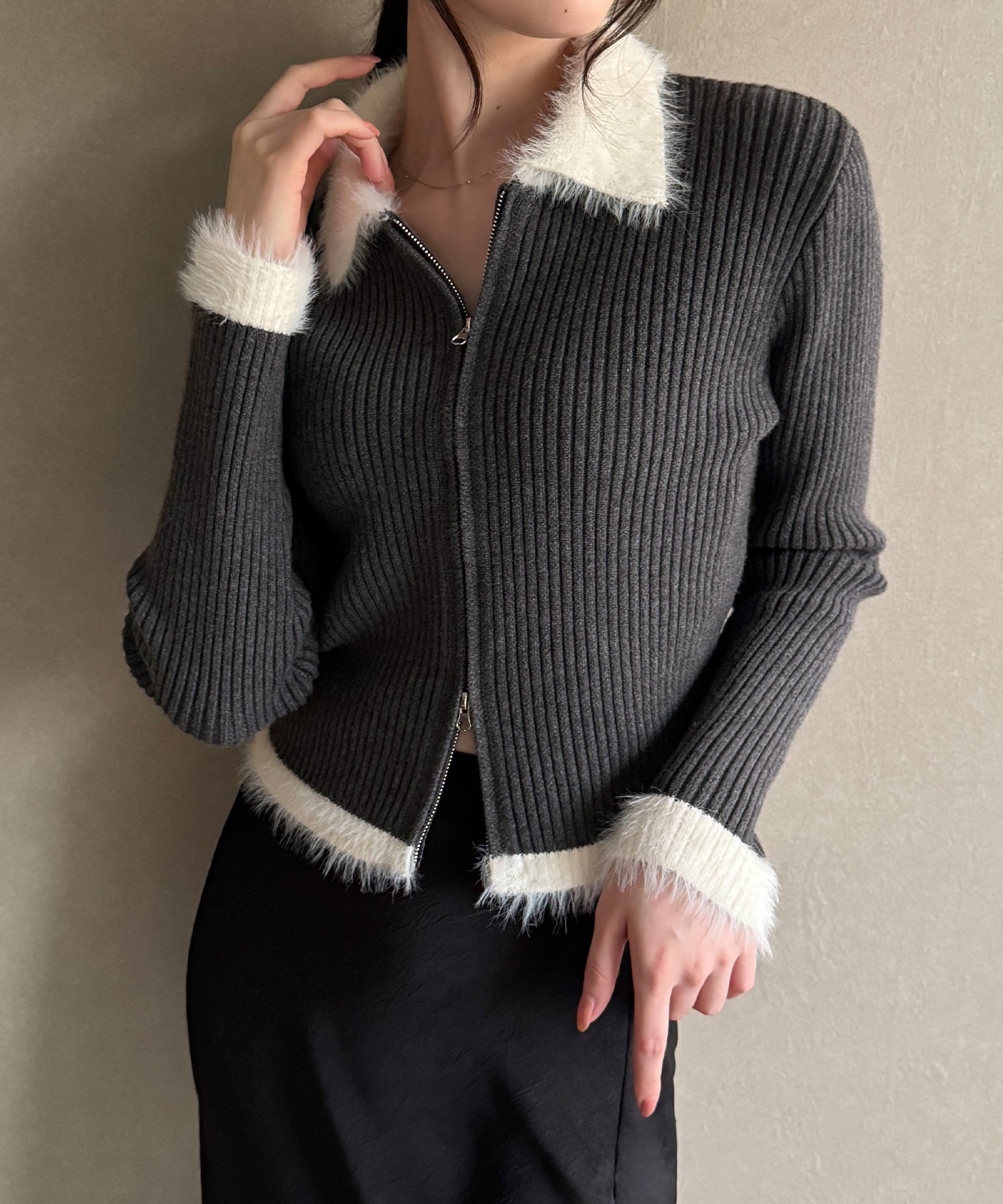 ジュノア JUNOAH バイカラーシャギーダブルジップニット （チャコール） チャコール