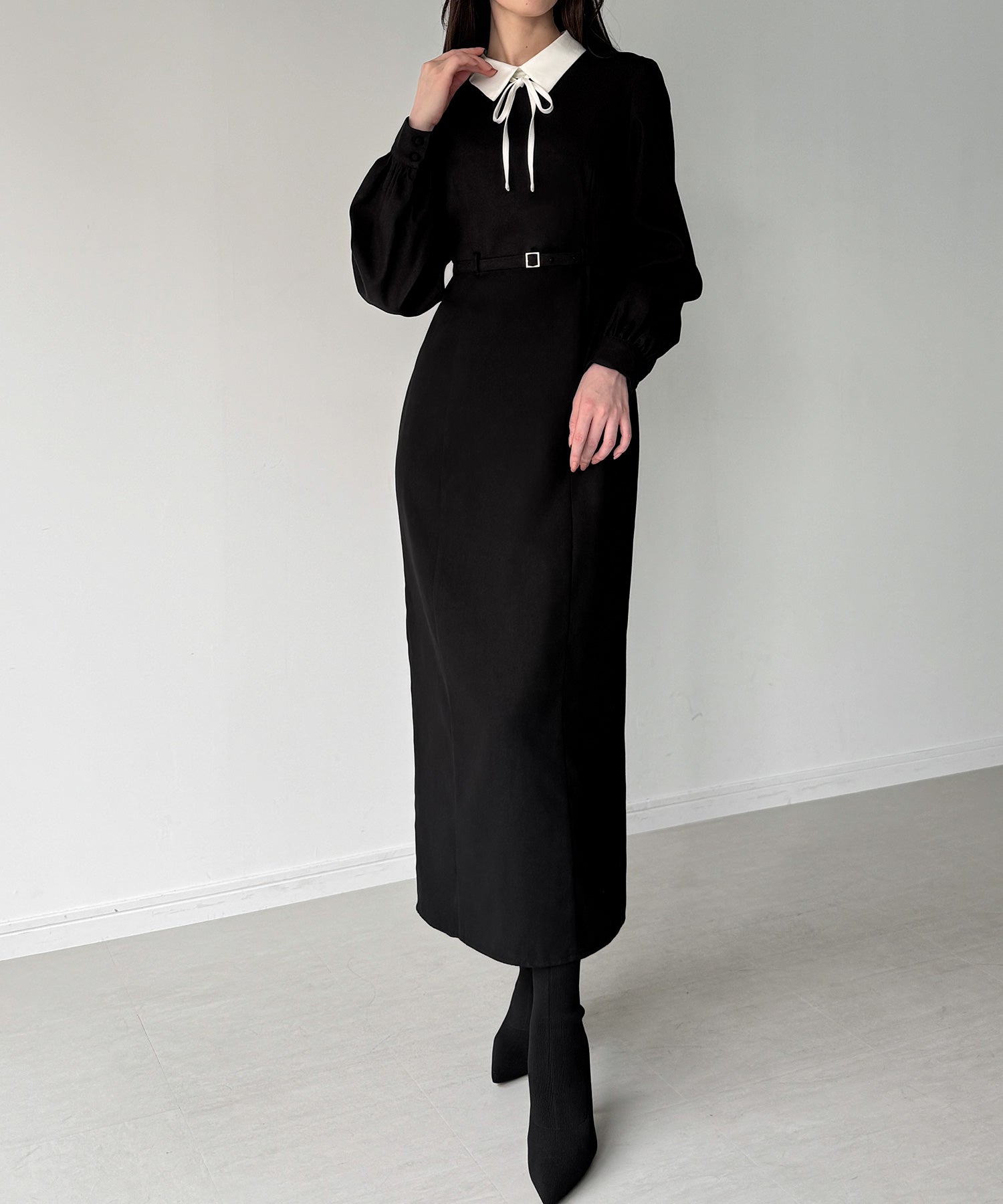 ジュノア JUNOAH 薄手ピーチスキンドッキングIラインワンピース （ブラック） ブラック