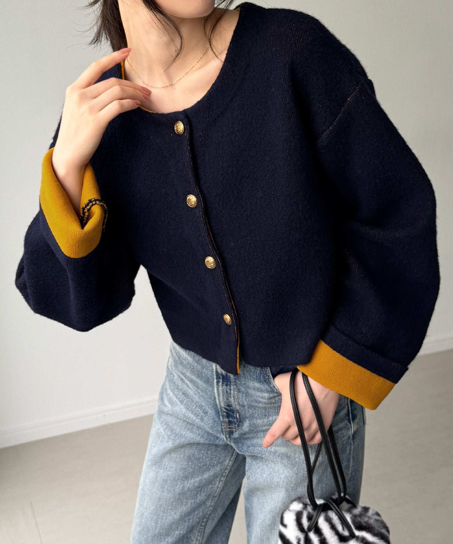ジュノア JUNOAH 金釦裏配色ショートニットジャケット （ネイビー） ネイビー