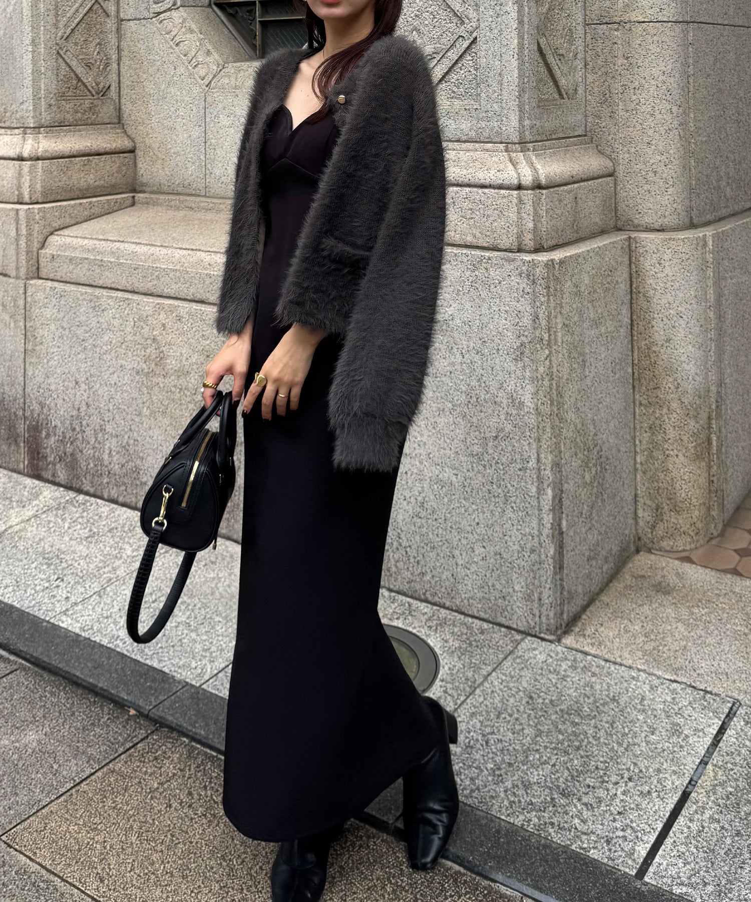 ジュノア JUNOAH シャギーショートニットカーディガン （チャコール） チャコール