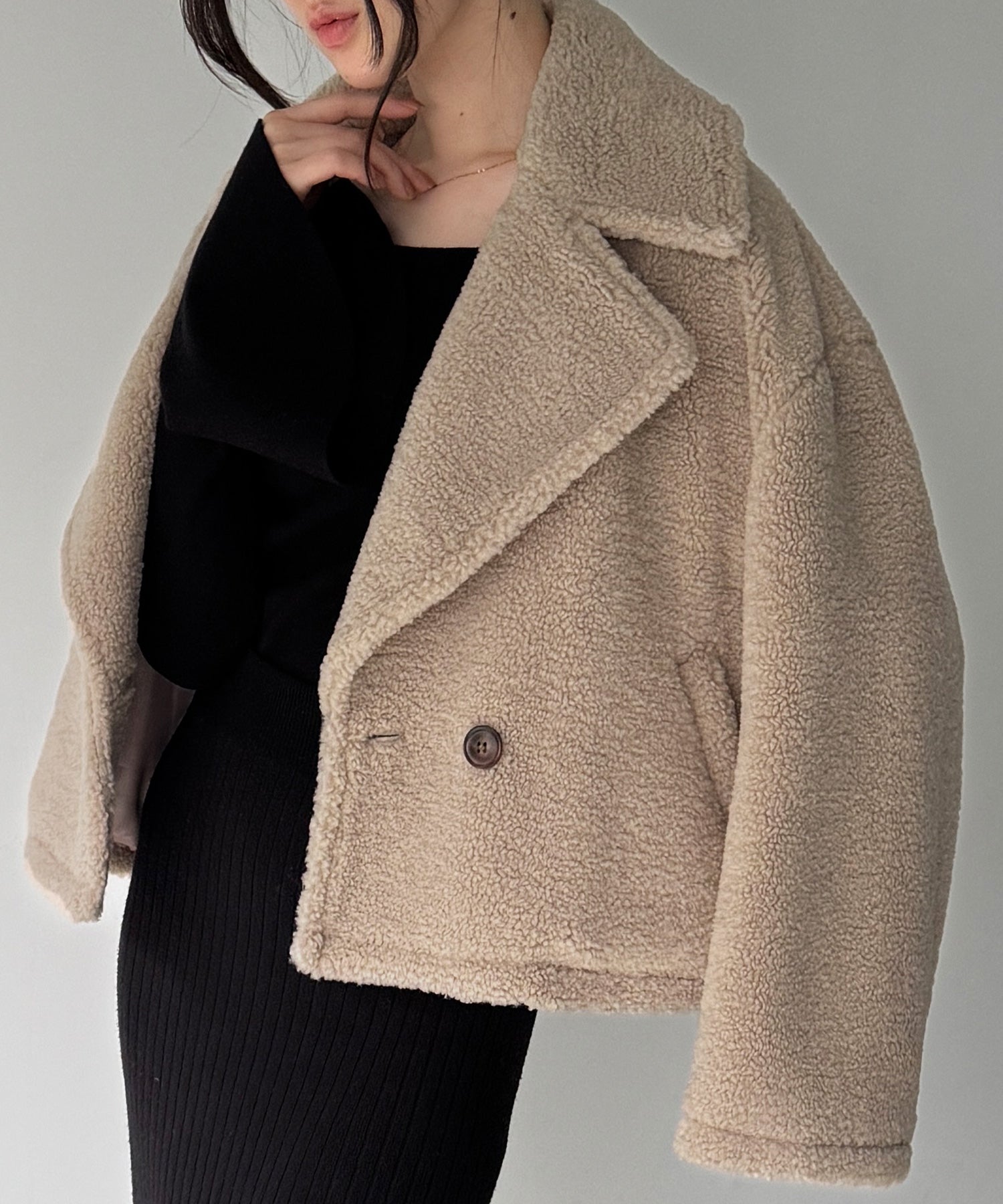 ジュノア JUNOAH クロップドボアコート （ピンクベージュ） ピンクベージュ