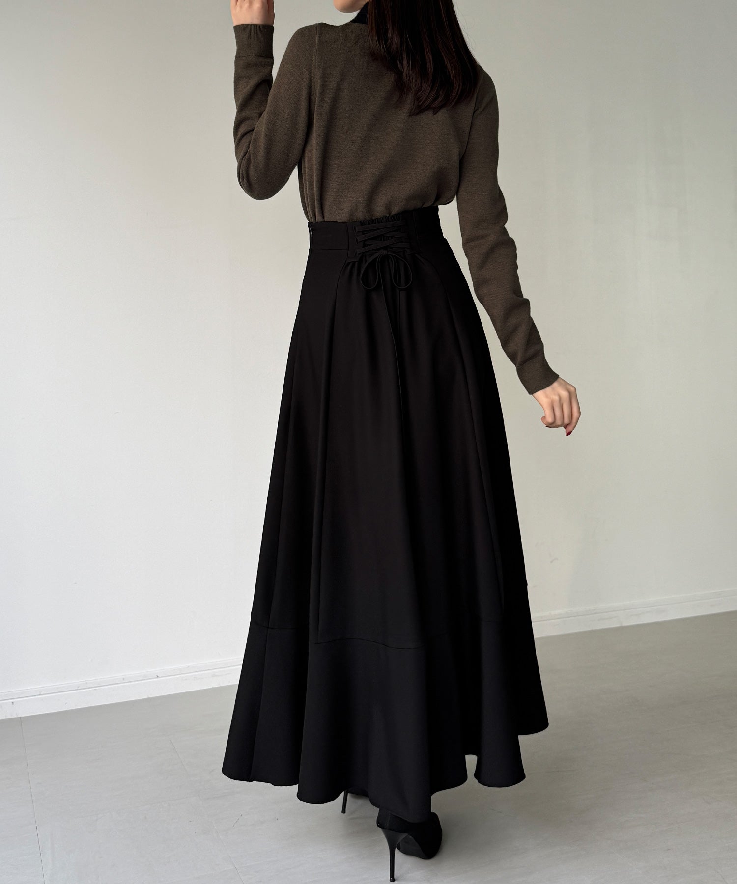 ジュノア JUNOAH 【取り外し可能リボン付き】シャギーカラーニットトップス （チャコール） チャコール