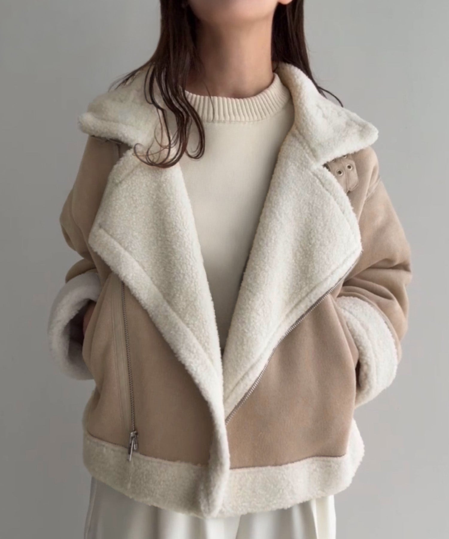 ジュノア JUNOAH ボアフェイクムートン （グレージュ） グレージュ