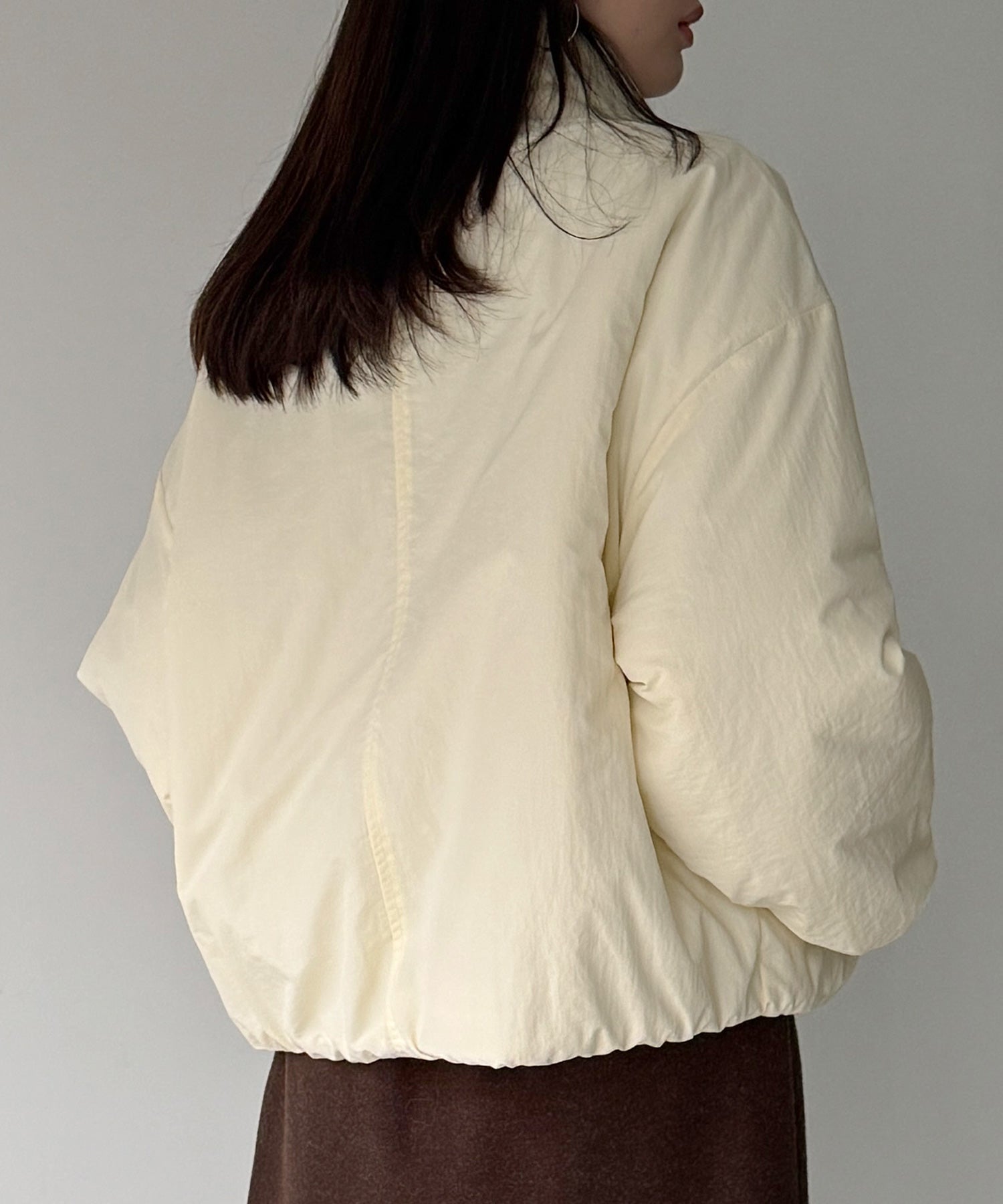 ジュノア JUNOAH スタンドカラーリボン中綿アウター （アイボリー） アイボリー