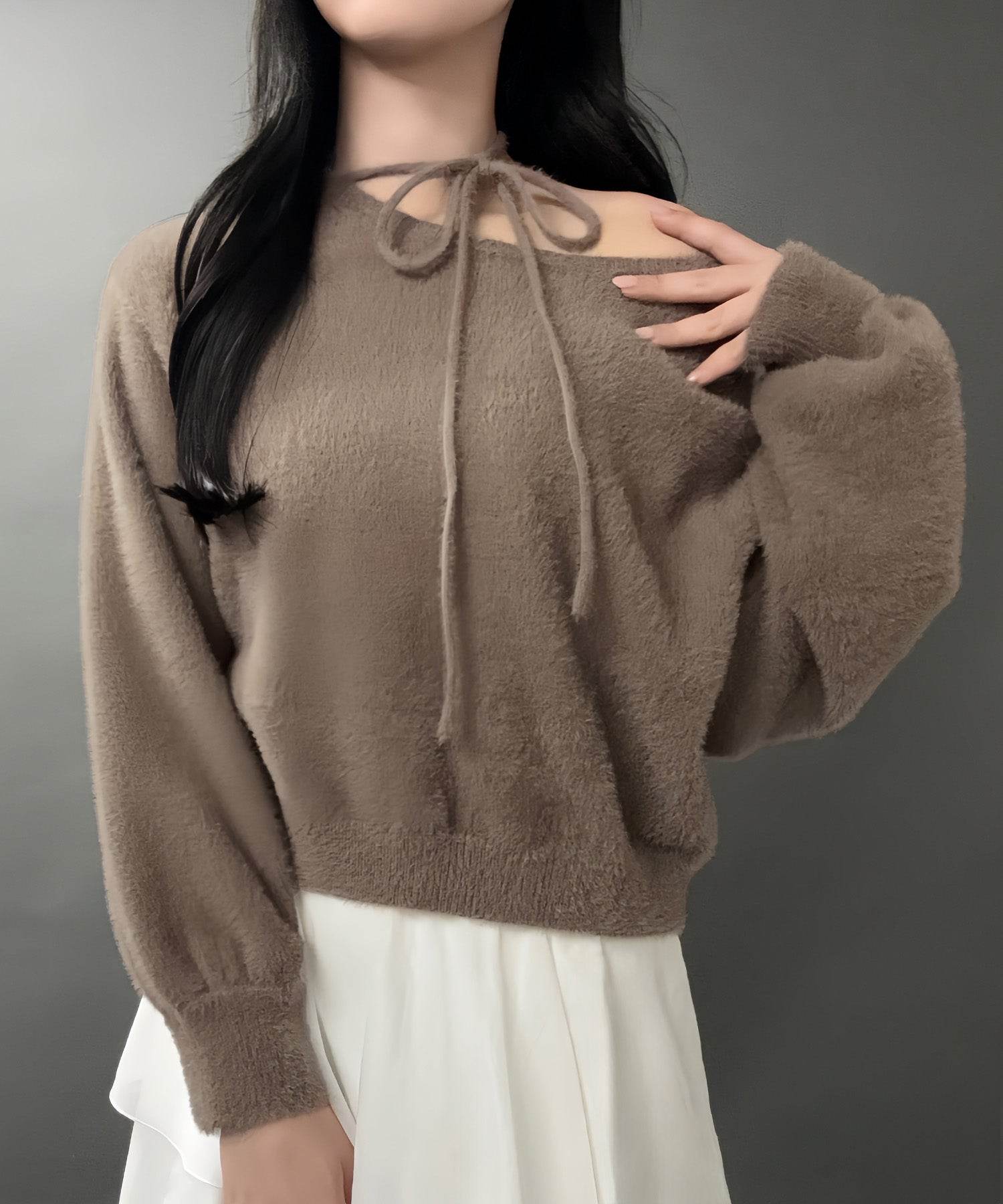 ジュノア JUNOAH 【紐取り外し可能】ワンショルチョーカーシャギーニットトップス （モカ） モカ