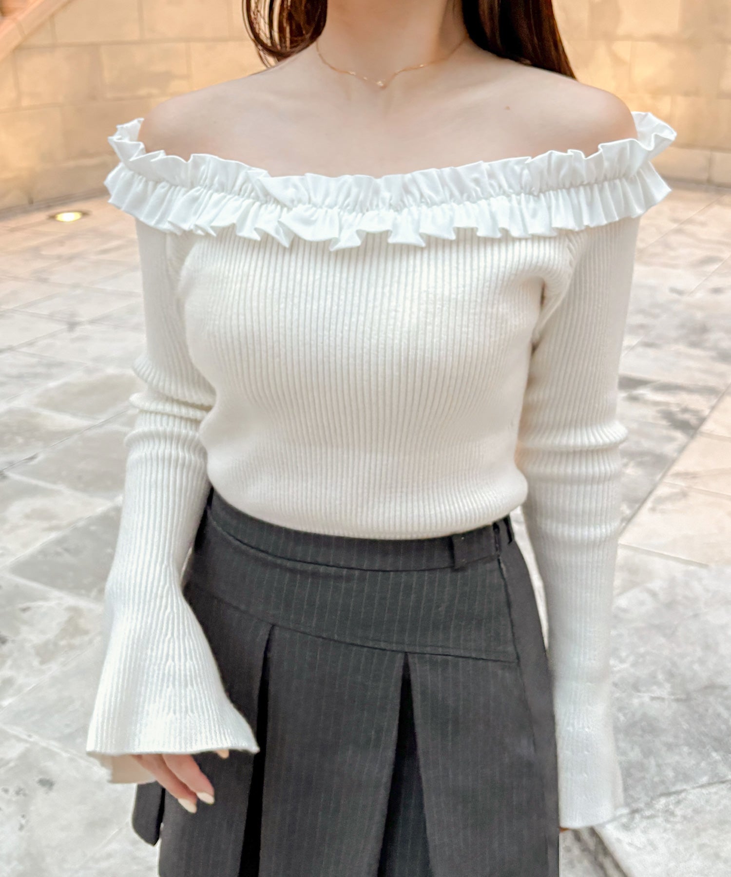 ジュノア JUNOAH フリルニットトップス （ホワイト） ホワイト