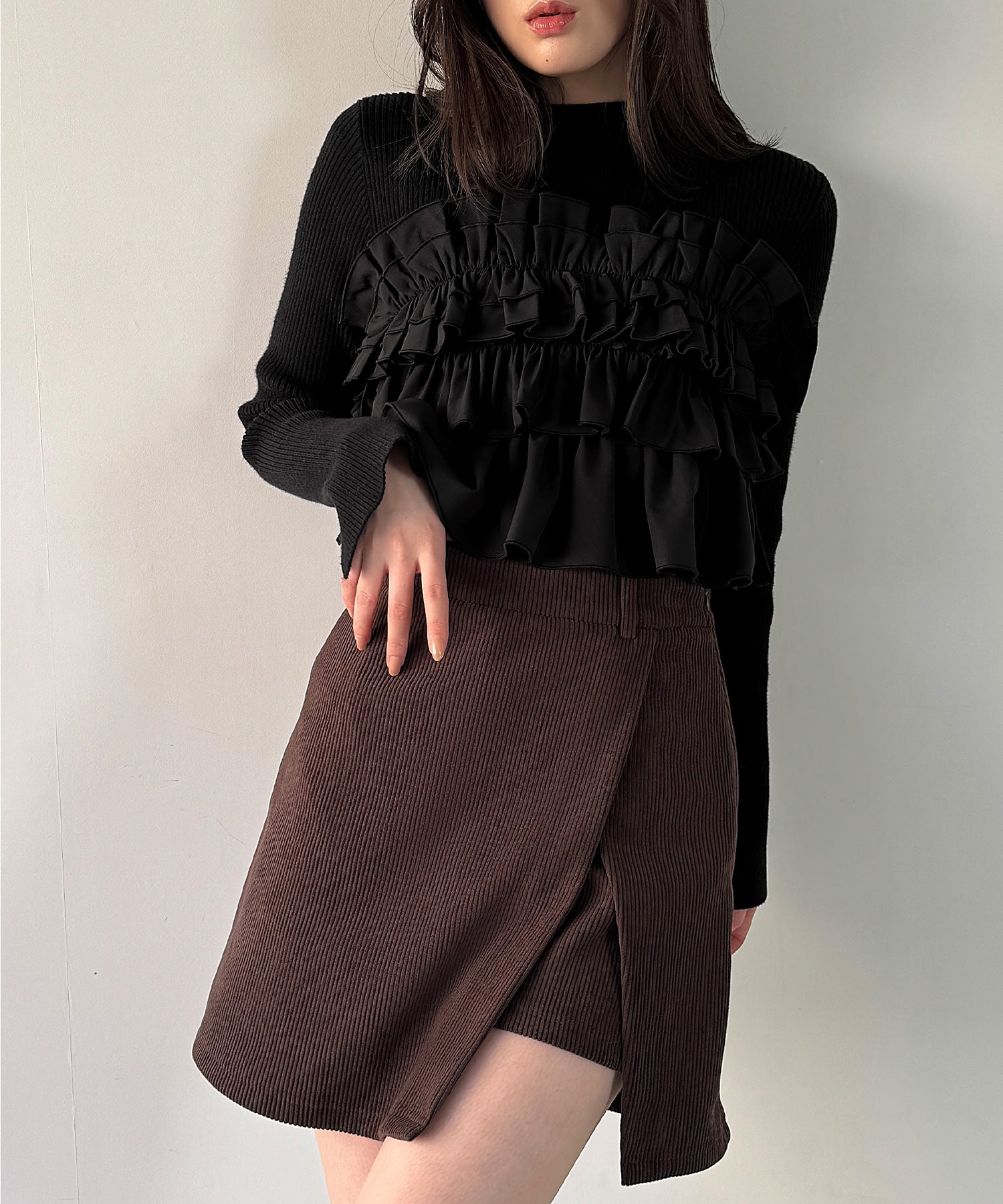 ジュノア JUNOAH フリルビスチェ風ドッキングリブニット （ブラック） ブラック