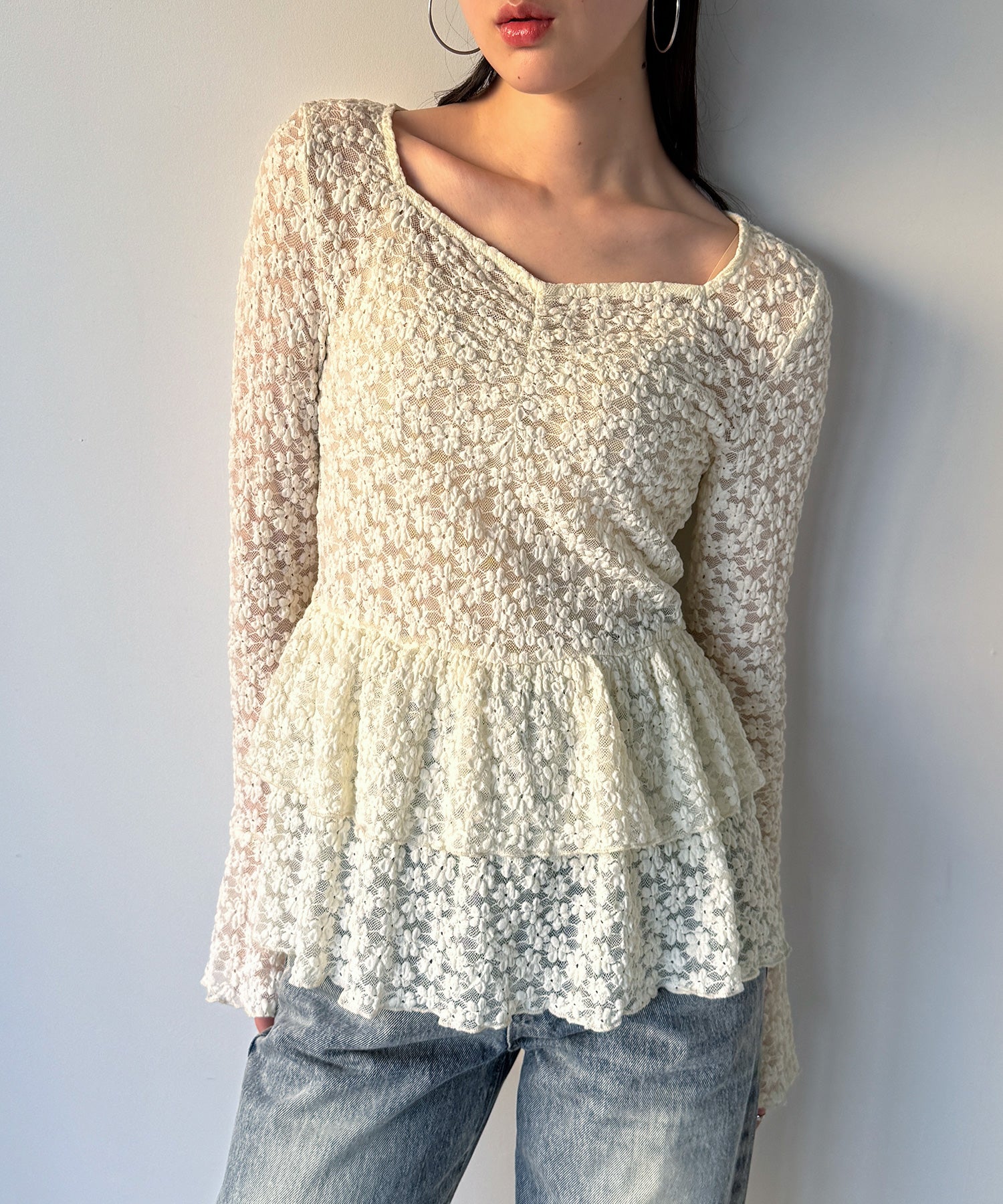 ジュノア JUNOAH カットレースペプラムトップス （アイボリー） アイボリー