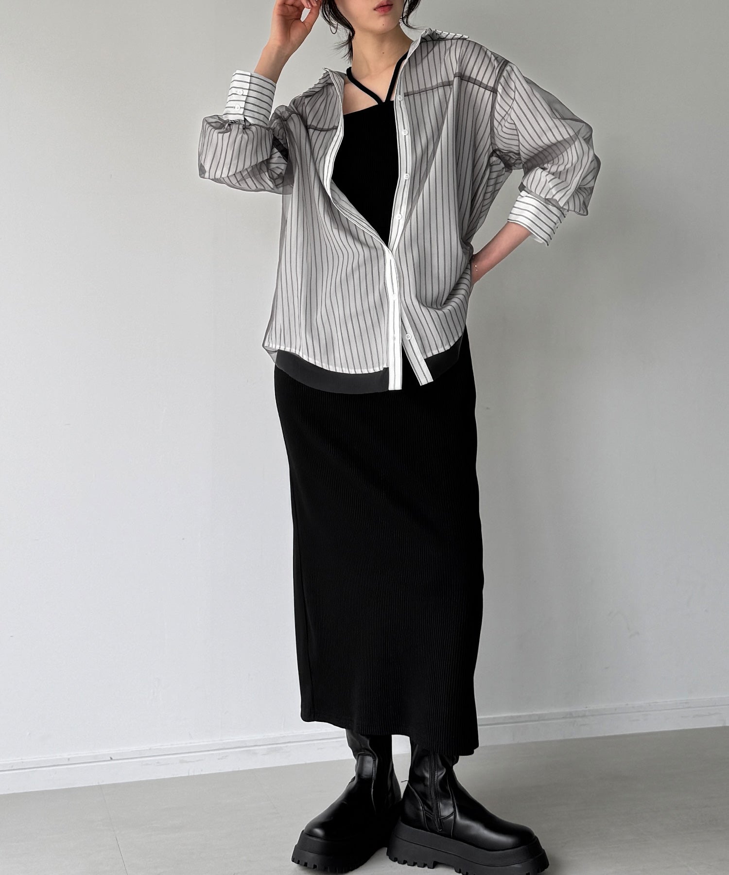 ジュノア JUNOAH チュールレイヤードストライプシャツ （グレー） グレー