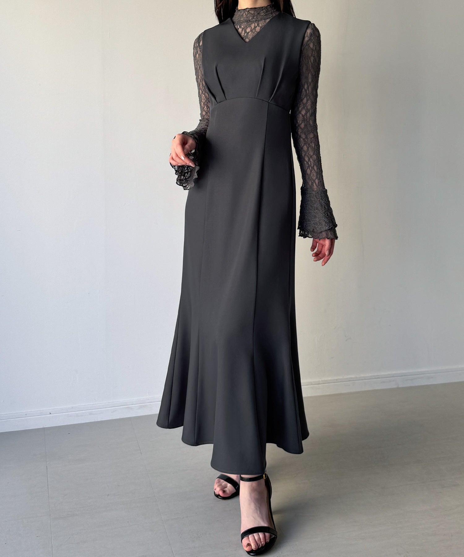 ジュノア JUNOAH （裏地無し）マーメイドワンピースレーストップスセット （チャコール） チャコール