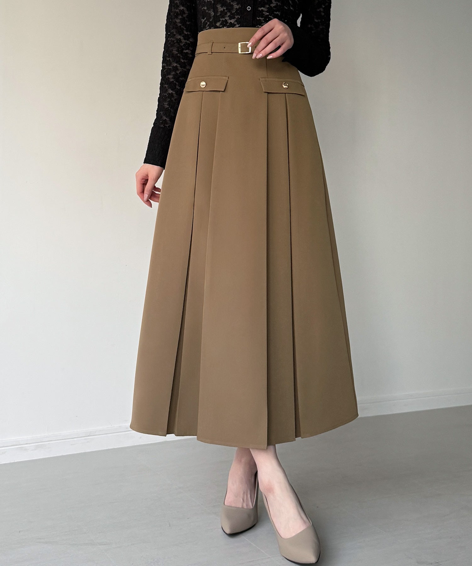 ジュノア JUNOAH ベルト付きボックスプリーツミディスカート （モカ） モカ