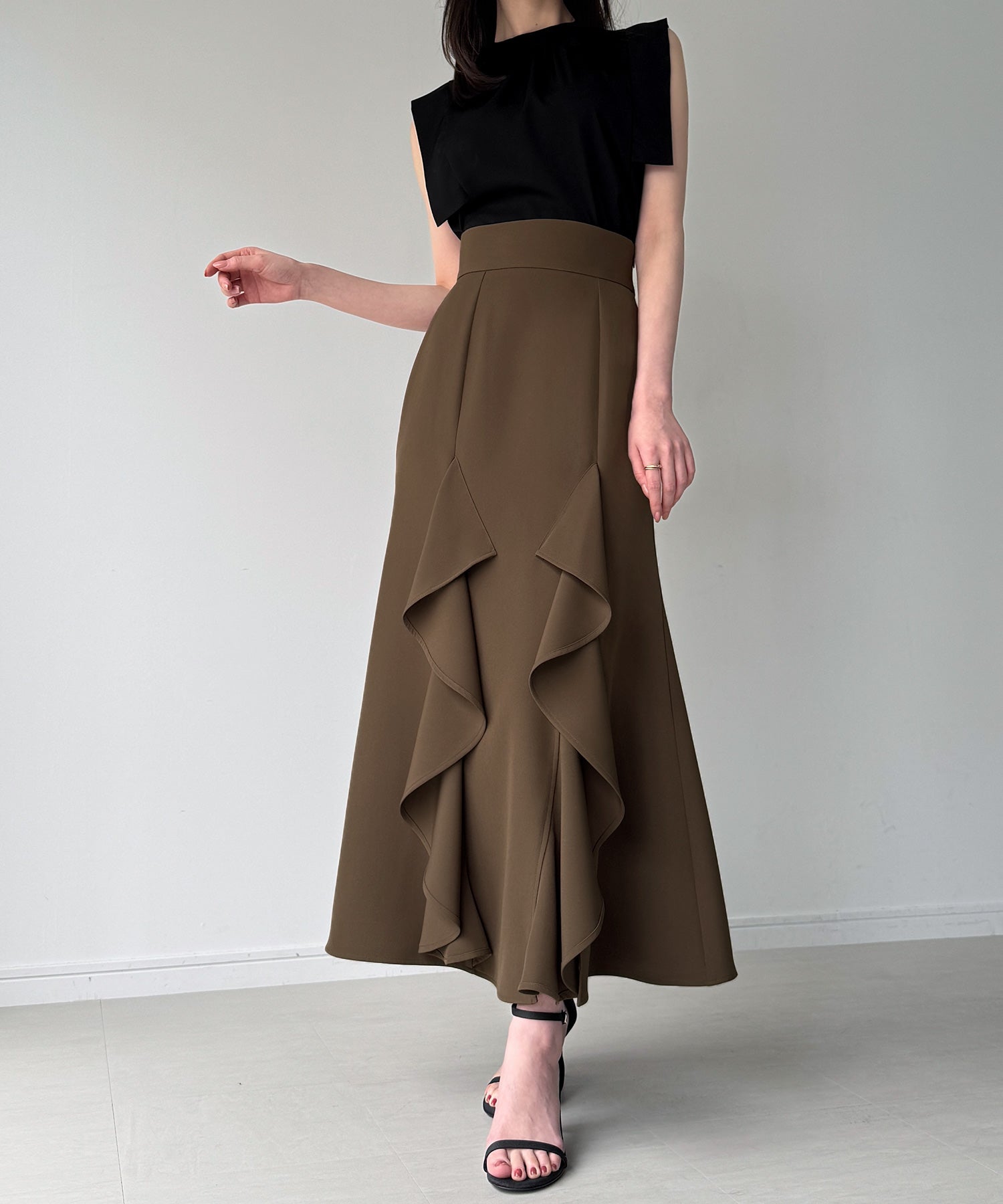 ジュノア JUNOAH ハイウエストスリットフリルマーメイドスカート(薄手、裏地無し) （ブラウン） ブラウン