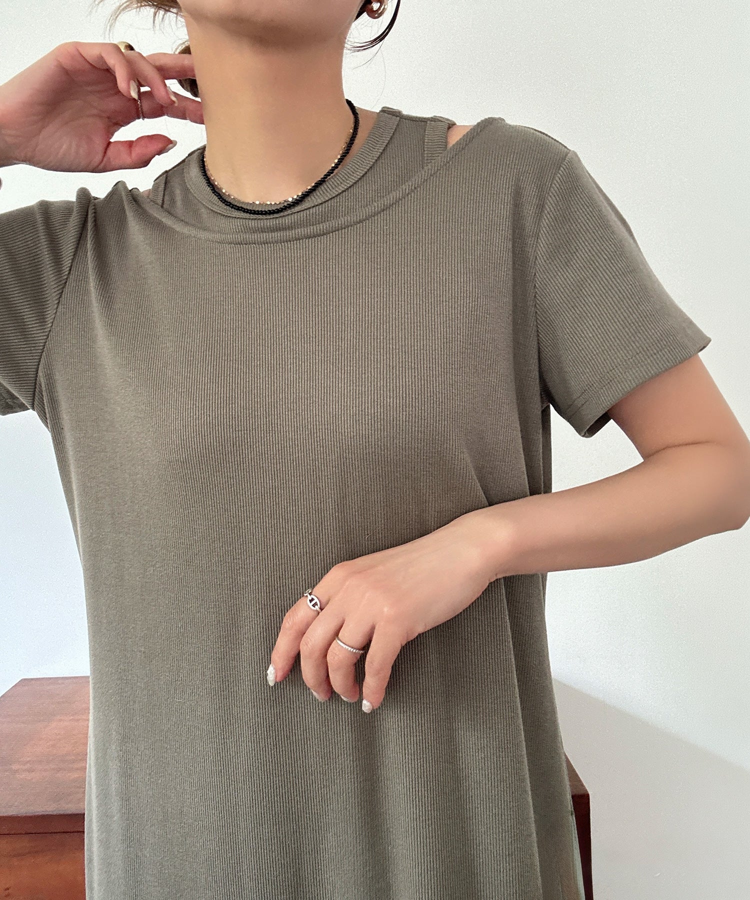 ジュノア JUNOAH 【取り外し可能パット付き】レイヤードカットソーワンピースset （グレージュ） グレージュ
