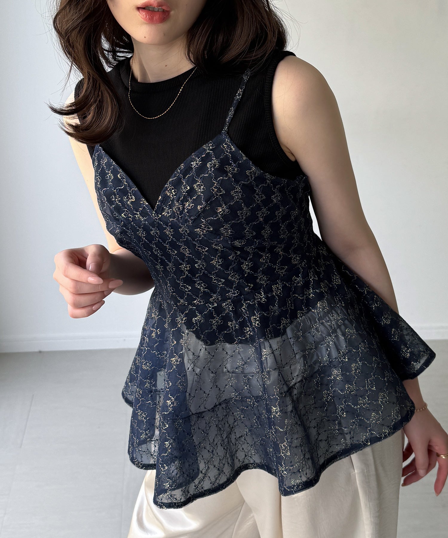 ジュノア JUNOAH ラメ刺繍チュールキャミビスチェ （ネイビー） ネイビー