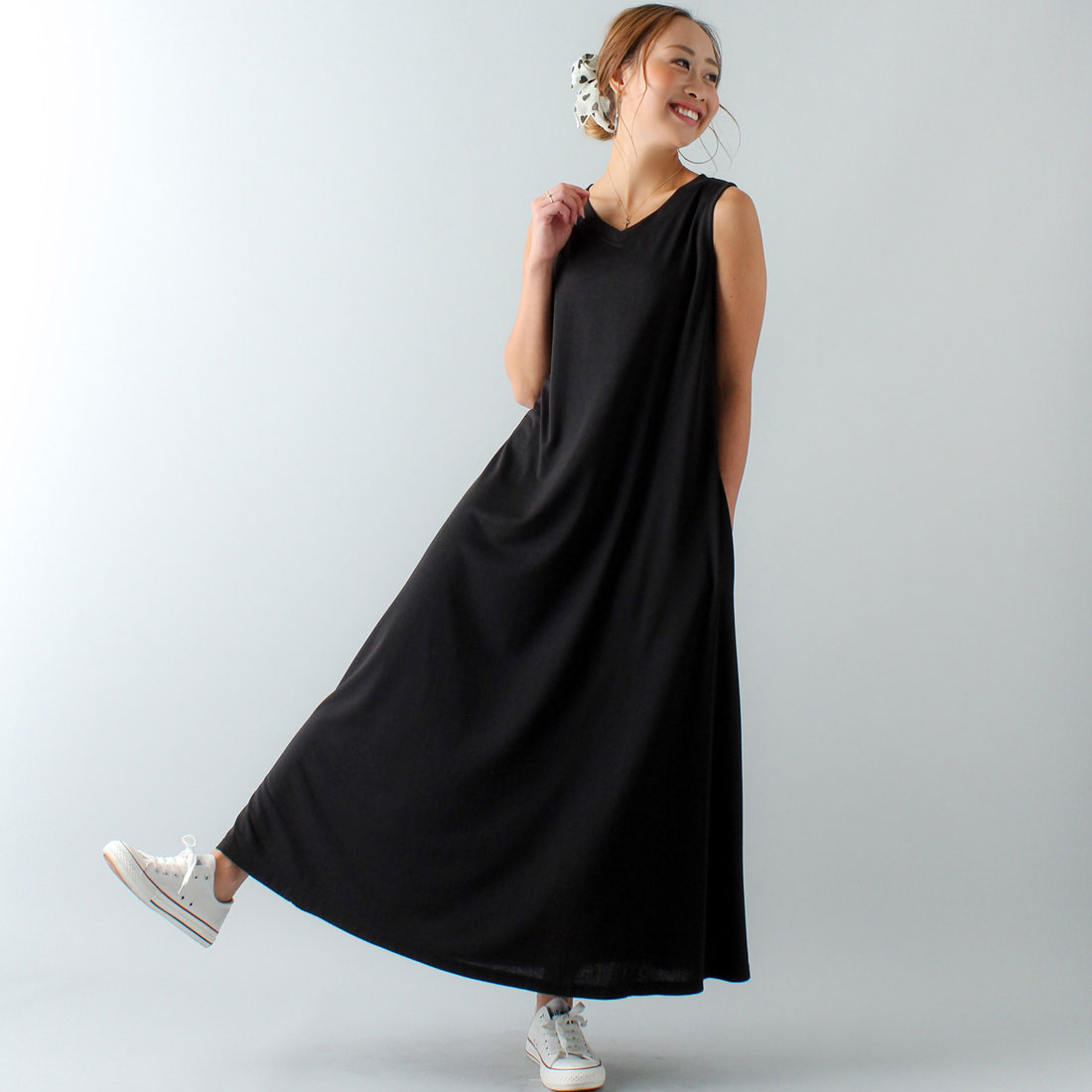 ジュノア JUNOAH Aラインノースリーブマキシ丈ワンピース