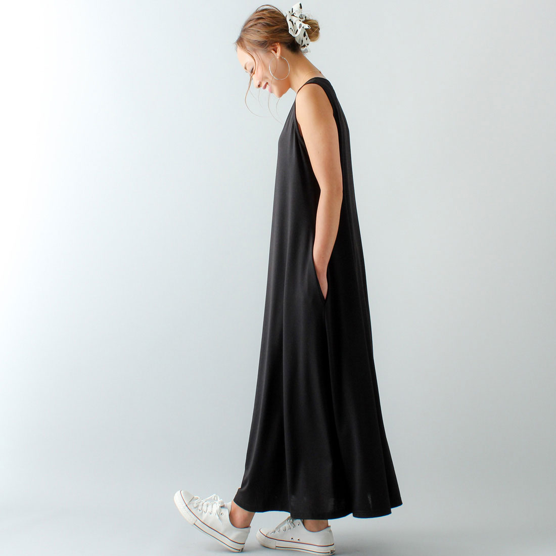 ジュノア JUNOAH Aラインノースリーブマキシ丈ワンピース