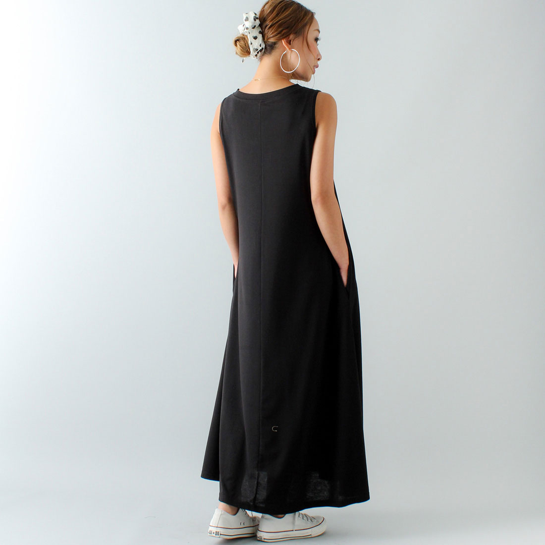 ジュノア JUNOAH Aラインノースリーブマキシ丈ワンピース