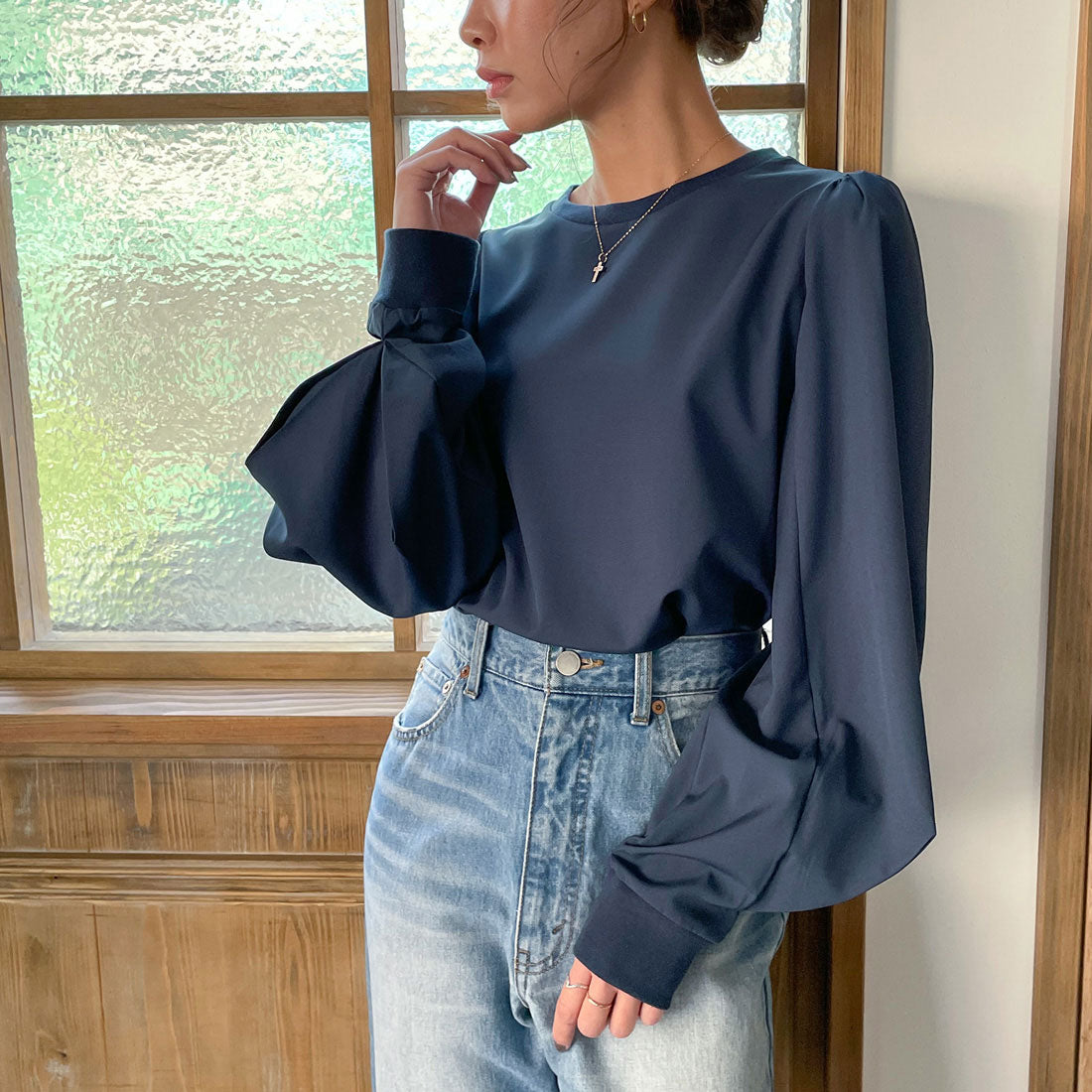 ジュノア JUNOAH パフスリーブボリューム長袖ブラウス （ネイビー） ネイビー