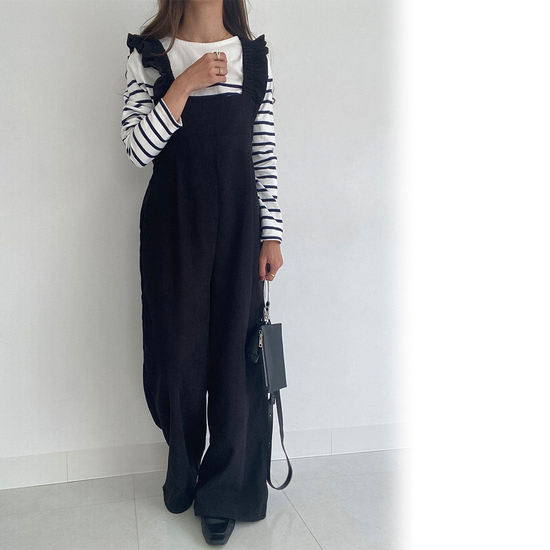 ジュノア JUNOAH コーデュロイフリルサロペット