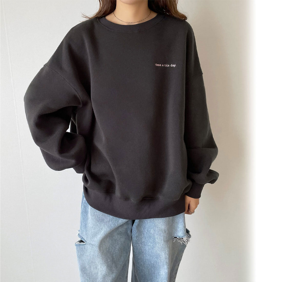 ジュノア JUNOAH ミニロゴ刺繍オーバーサイズスウェット