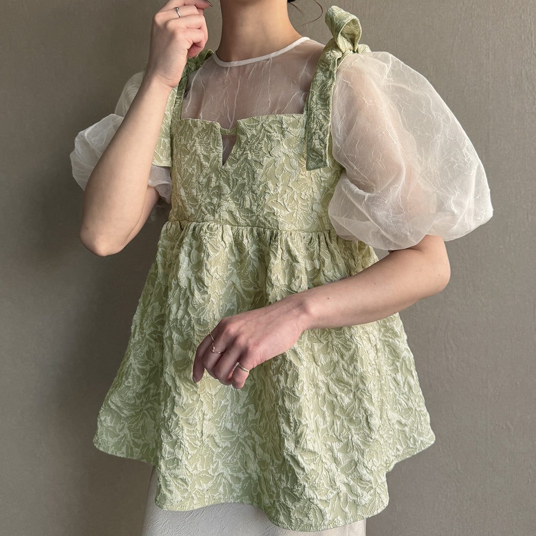 ジュノア JUNOAH 肩リボンジャガードキャミソールビスチェ,ライトグリーン