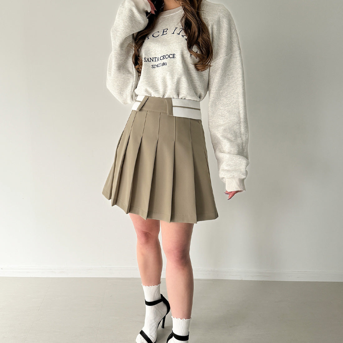 ジュノア JUNOAH 折り返しプリーツミニスカート