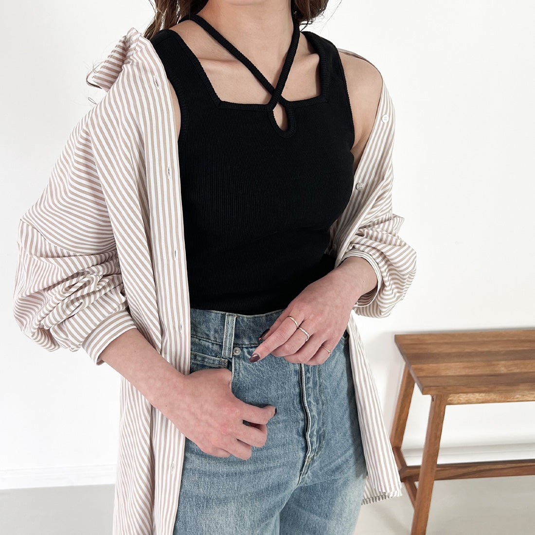 ジュノア JUNOAH クロスネックリブタンクトップ