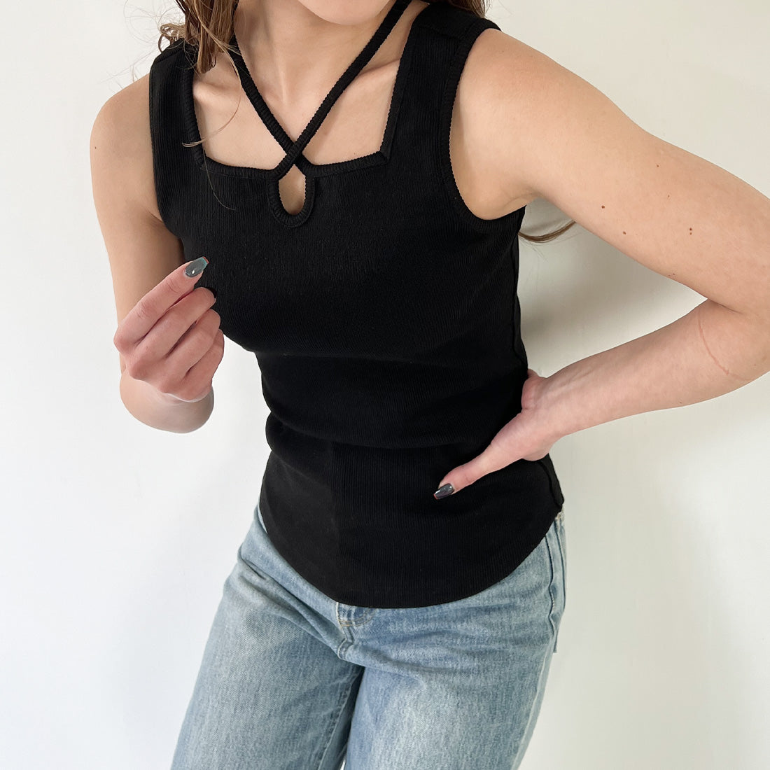 ジュノア JUNOAH クロスネックリブタンクトップ