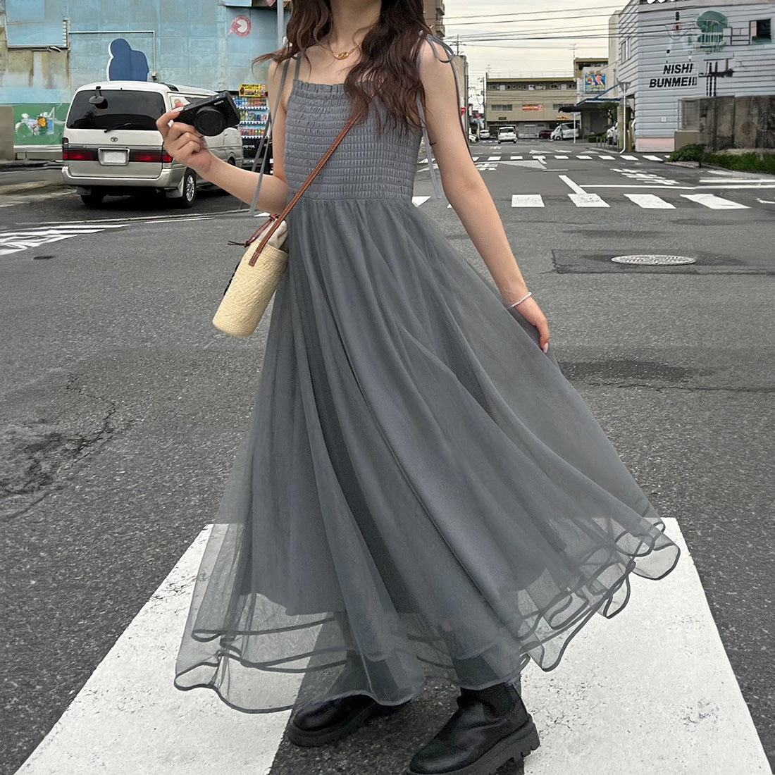 ジュノア JUNOAH ショルダーリボンチュールドッキングキャミワンピース （チャコール） チャコール