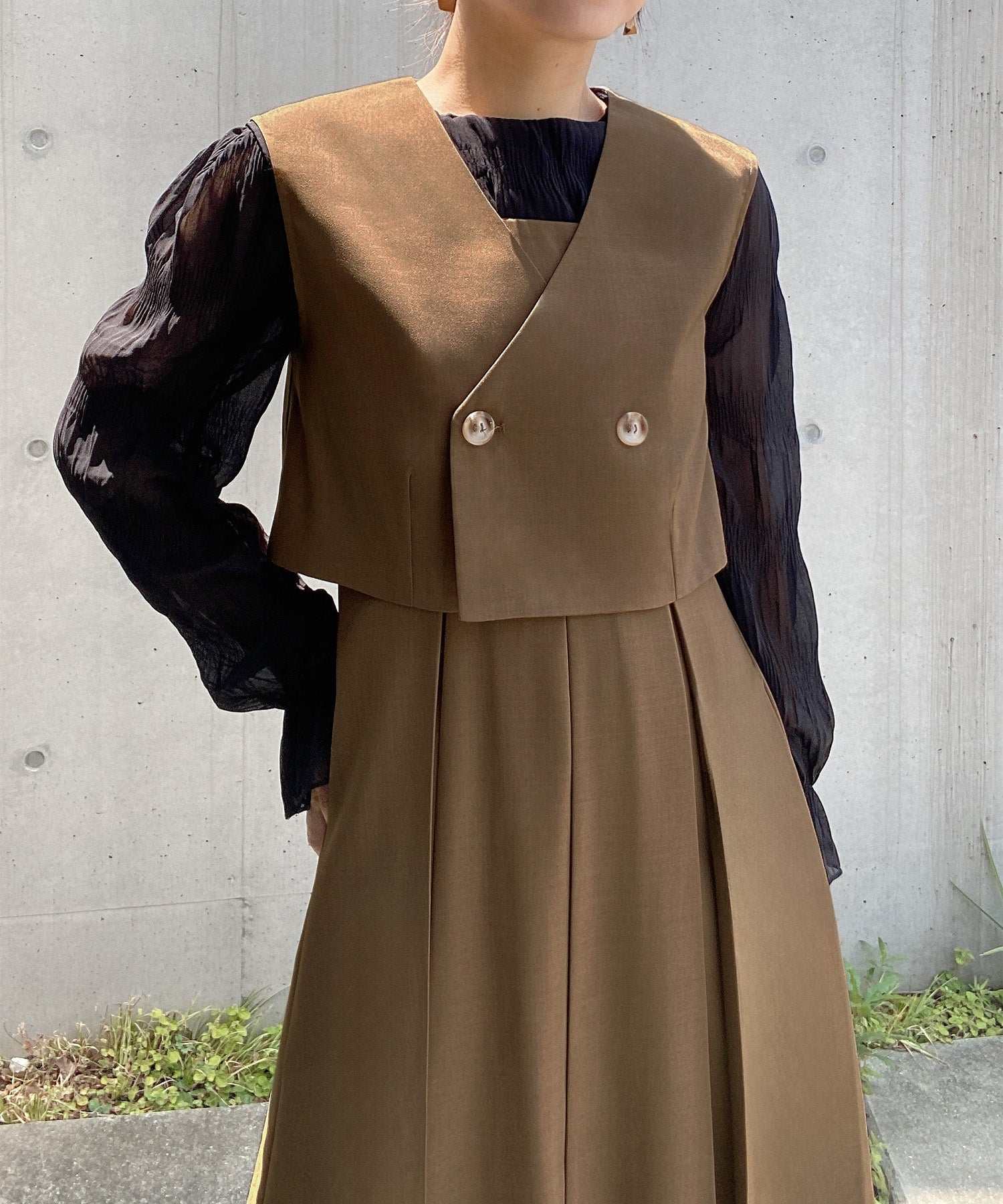 JUNOAH Short Vest + Pleated Camisole Dress