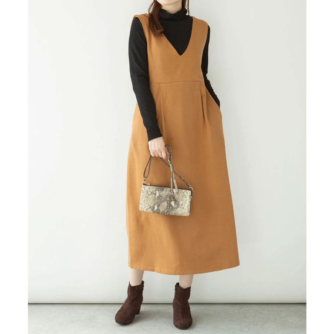 Jungle Jalopy Deep V-Neck Flare Jumper Skirt Plus Size Women's M L LL 3L 4L 5L black gray Charcoal Gray Camel Caramel