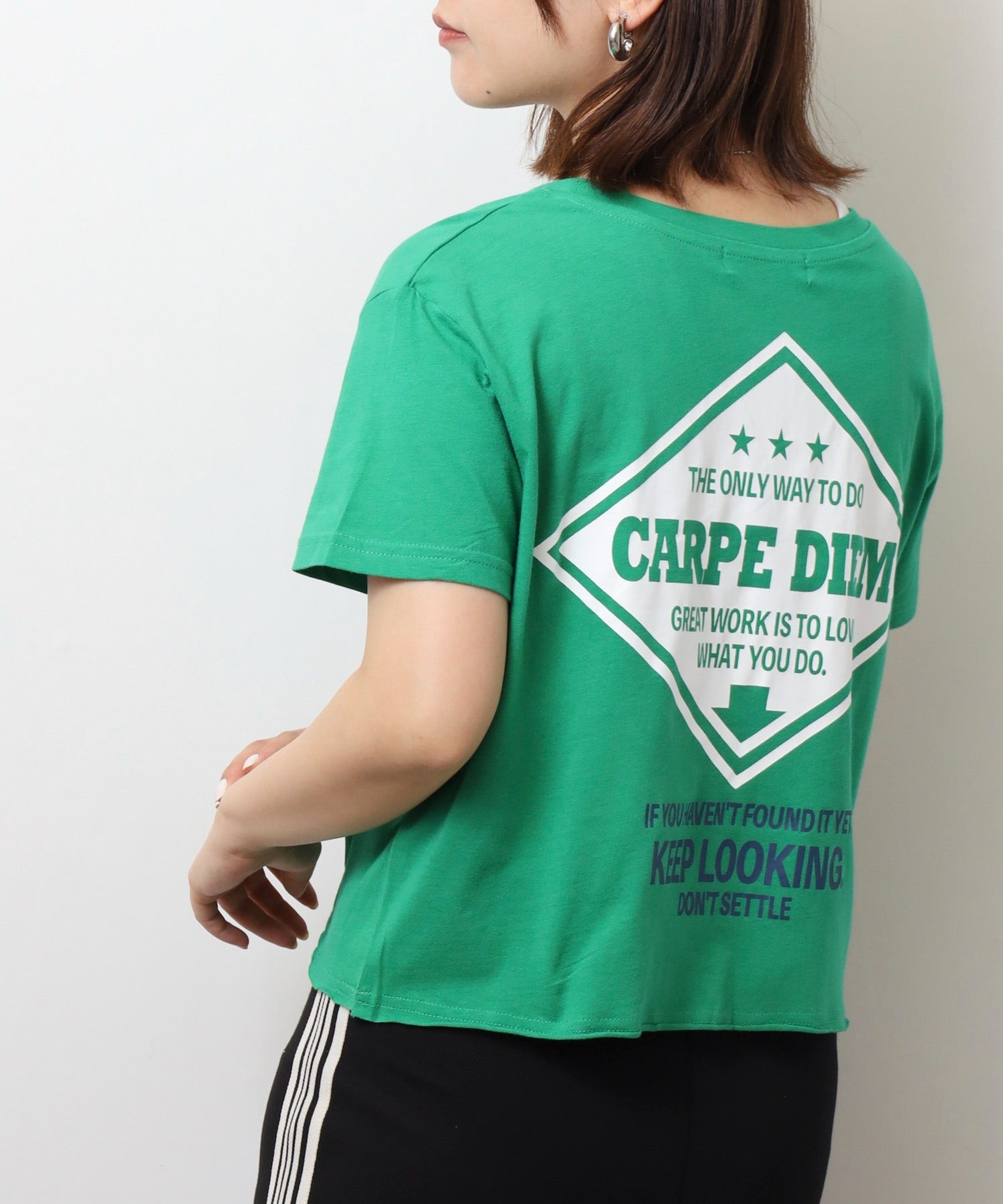 ジャングルジャロピー JUNGLE JALOPY ショート丈裾フリンジオーバサイズシルエットロゴプリントTシャツ レディース （GREEN5） GREEN5