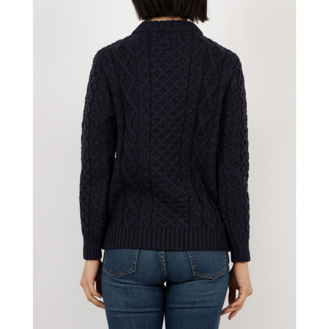 ケリーウーレンミルズ Kerry Woollen Mills KW018-003 Aran Cable_Crew Neck LITE