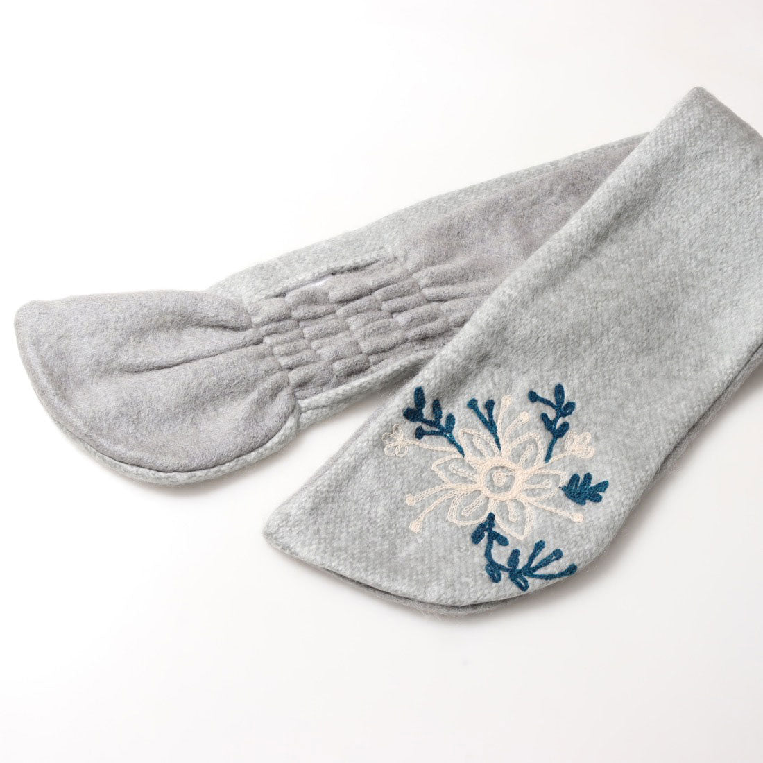 カンカン KANKAN 花柄刺繍入りミニショール