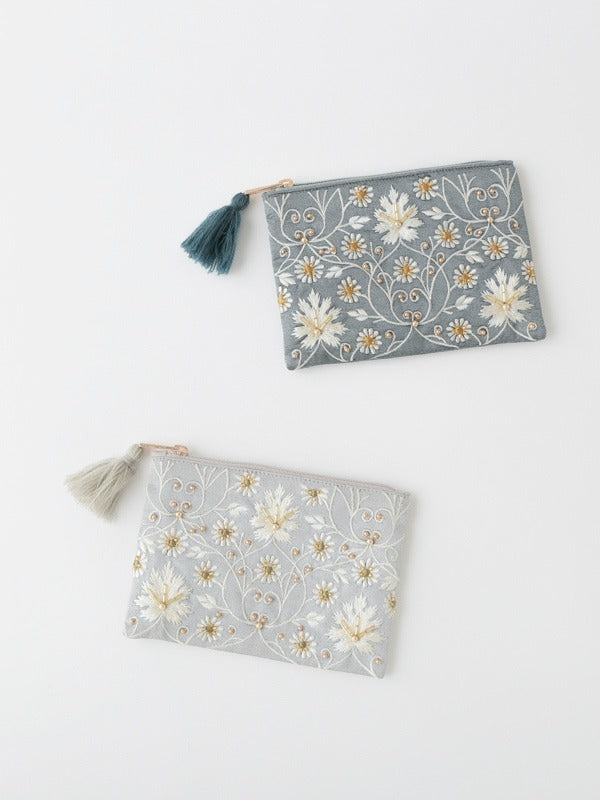 カンカン KANKAN ビーズ刺繍ポーチS （シルバー） シルバー