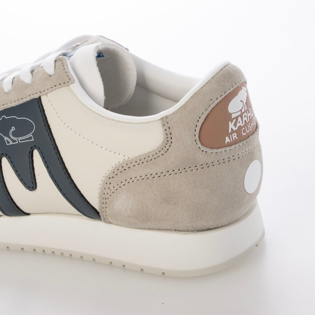 カルフ KARHU アルバトロス82 （SLV/SWH） SLV/SWH
