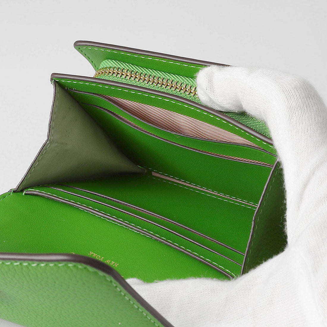 ケイトスペードニューヨーク kate spade new york 2つ折り財布 ケイラ スモールL ジップウォレット KK056 301 KS GREEN （グリーン） グリーン