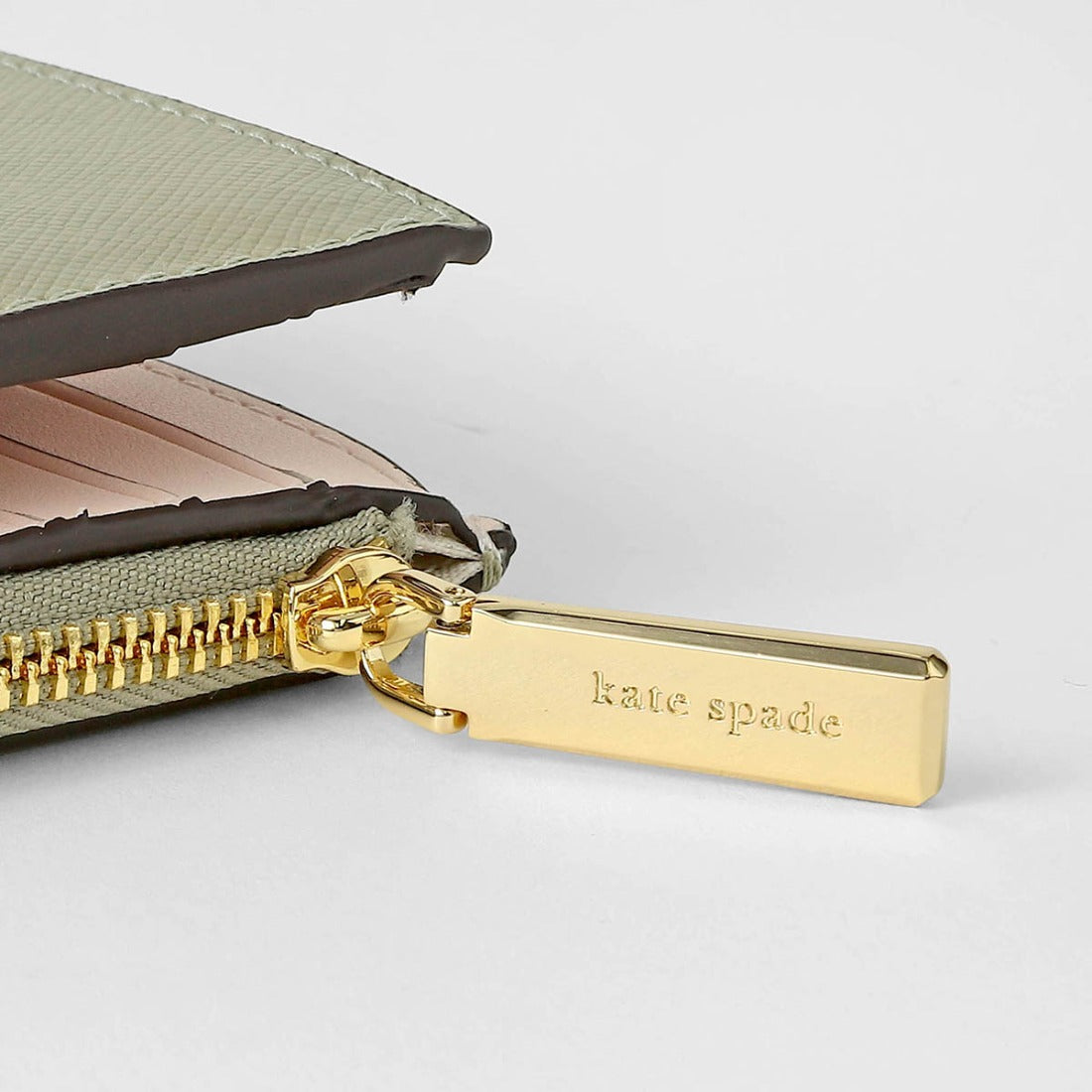ケイトスペードニューヨーク kate spade new york 2つ折り財布 マディソン スモール L-ジップ ウォレット KN767 020 （オイスター） オイスター