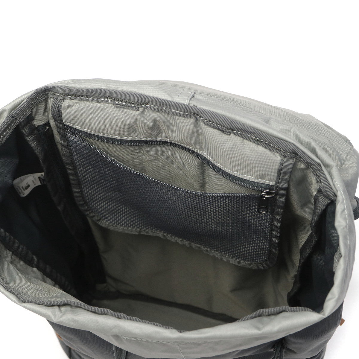 カリマー karrimor リュック メンズ レディース 小さめ 通勤 通学 バッグ 軽量 バックパック 22L A4 デイパック 登山 アウトドア 旅行 トレッキング ハイキング VT day pack R 501219（DarkCharcoal） DarkCharcoal