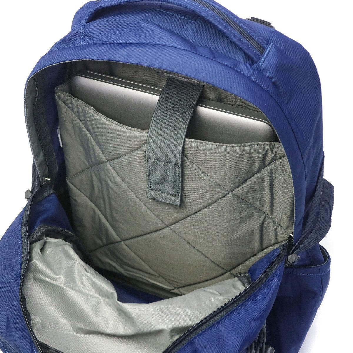 カリマー KARRIMOR リュック メンズ レディース 大容量 バッグ カジュアル おしゃれ 通学 通勤 アウトドア ナイロン パックパック 登山 キャンプ トレッキング 27L A4 clipse 27 501210 （Black） Black