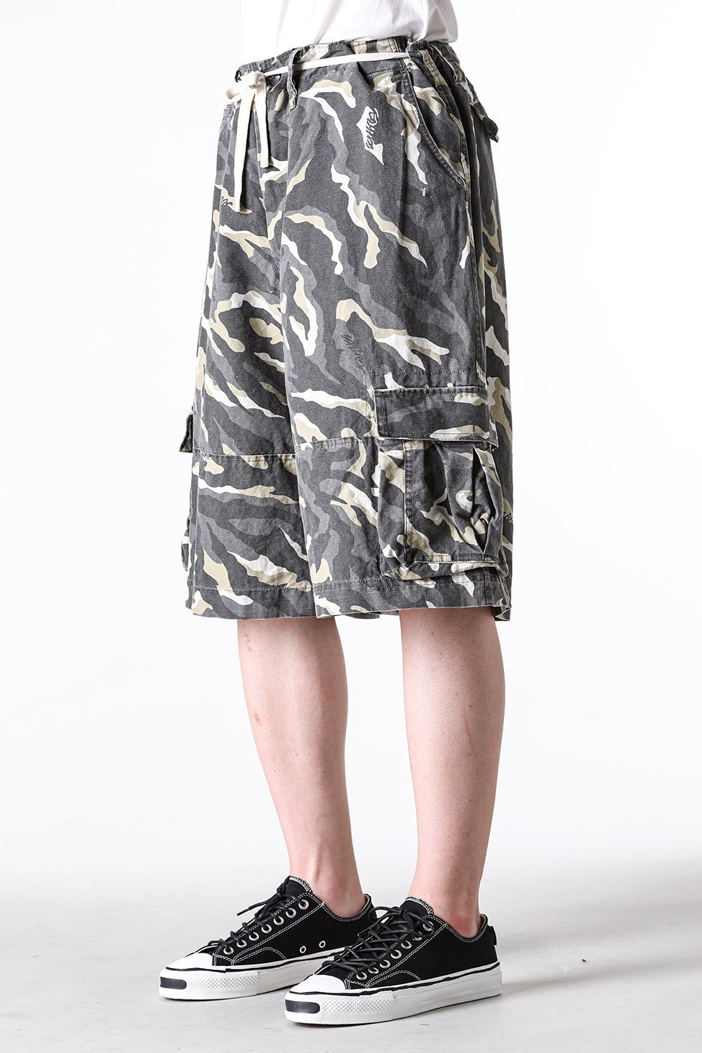 カミヤ KAMIYA Camouflage Wash Cargo Bermuda Pants （BEIGE） BEIGE
