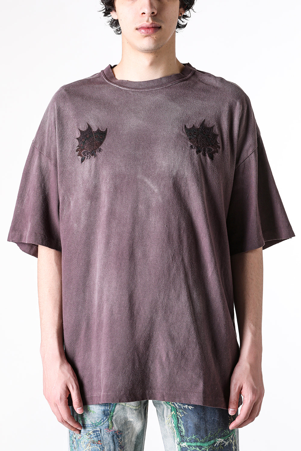 カミヤ KAMIYA “AGEHA” Embroidery Distressed Tee （BROWN） BROWN