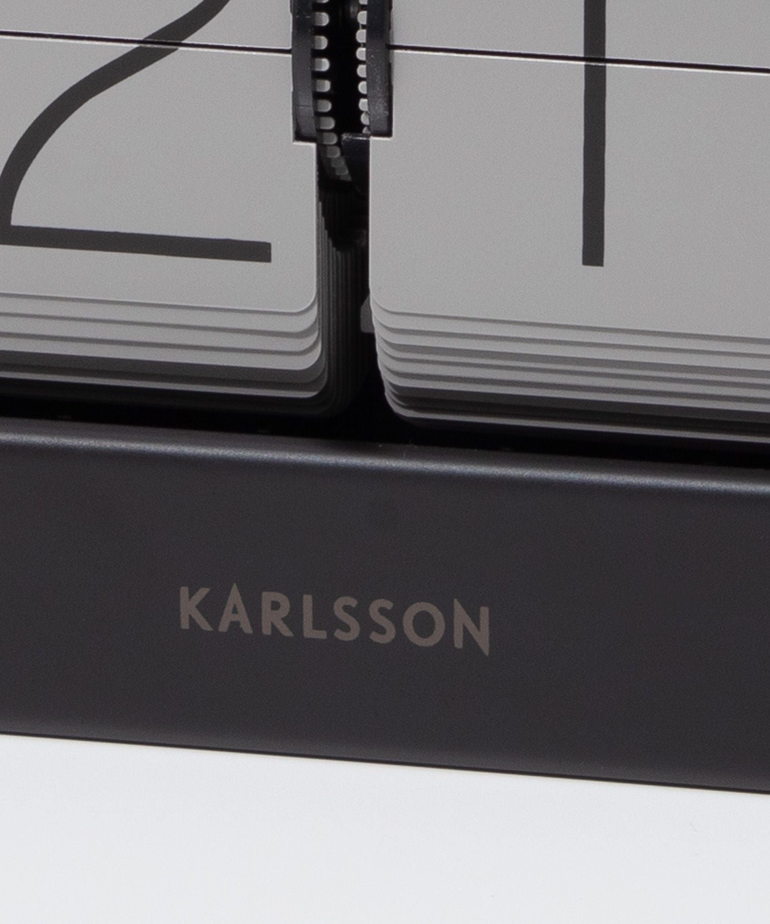 カールソン KARLSSON Table clock Boxed Flip KA5620GD KA5620GY ボックスフリップ 置き時計 【返品不可商品】 （マットブラック） マットブラック
