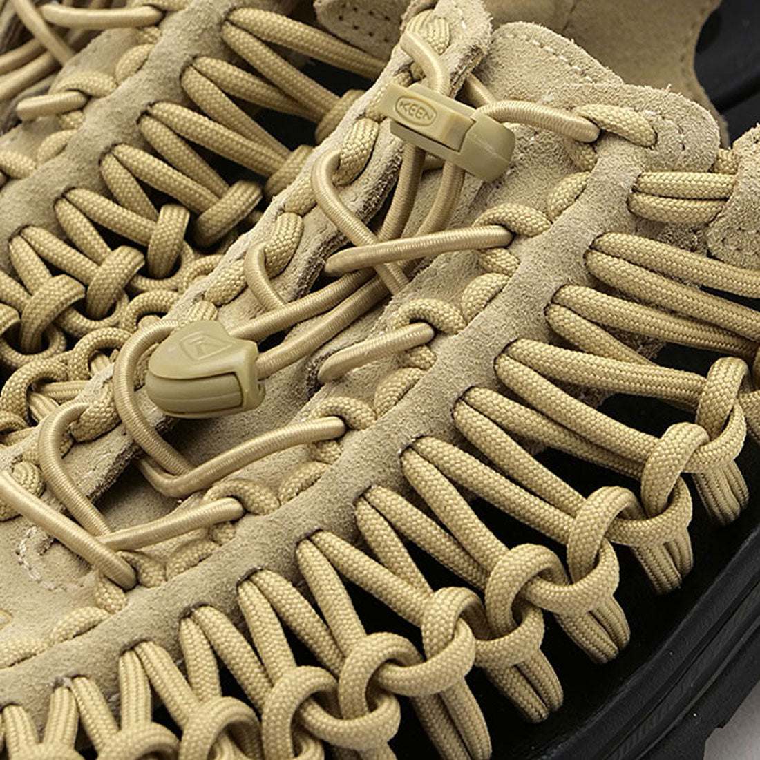 キーン KEEN W UNEEK PLT SAFARI/BLACK ベージュ [1030534] （ベージュ） ベージュ