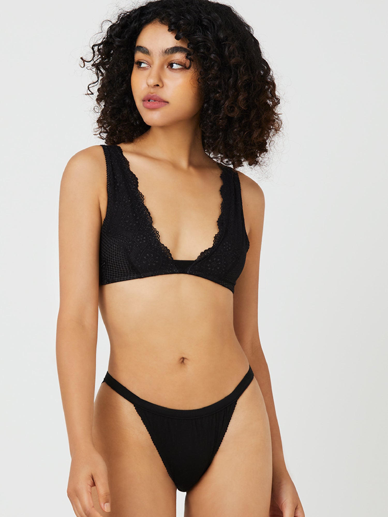 ケンテ KEnTe Scalloped Lace Bra （BLACK） BLACK