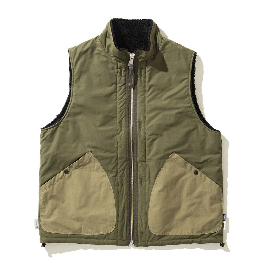 キネティクス Kinetics UNFRM OUTDOOR STANDARD UNFRM x Kinetics REVERSIBLE STAND COLLAR VEST（ユニフォーム×キネティクス リバーシブル スタンドカラーベスト （KHAKI） KHAKI