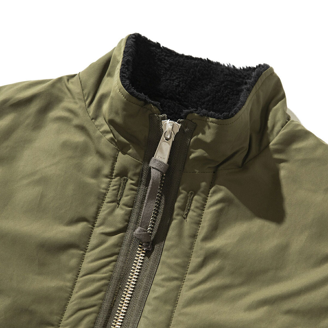 キネティクス Kinetics UNFRM OUTDOOR STANDARD UNFRM x Kinetics REVERSIBLE STAND COLLAR VEST（ユニフォーム×キネティクス リバーシブル スタンドカラーベスト （KHAKI） KHAKI