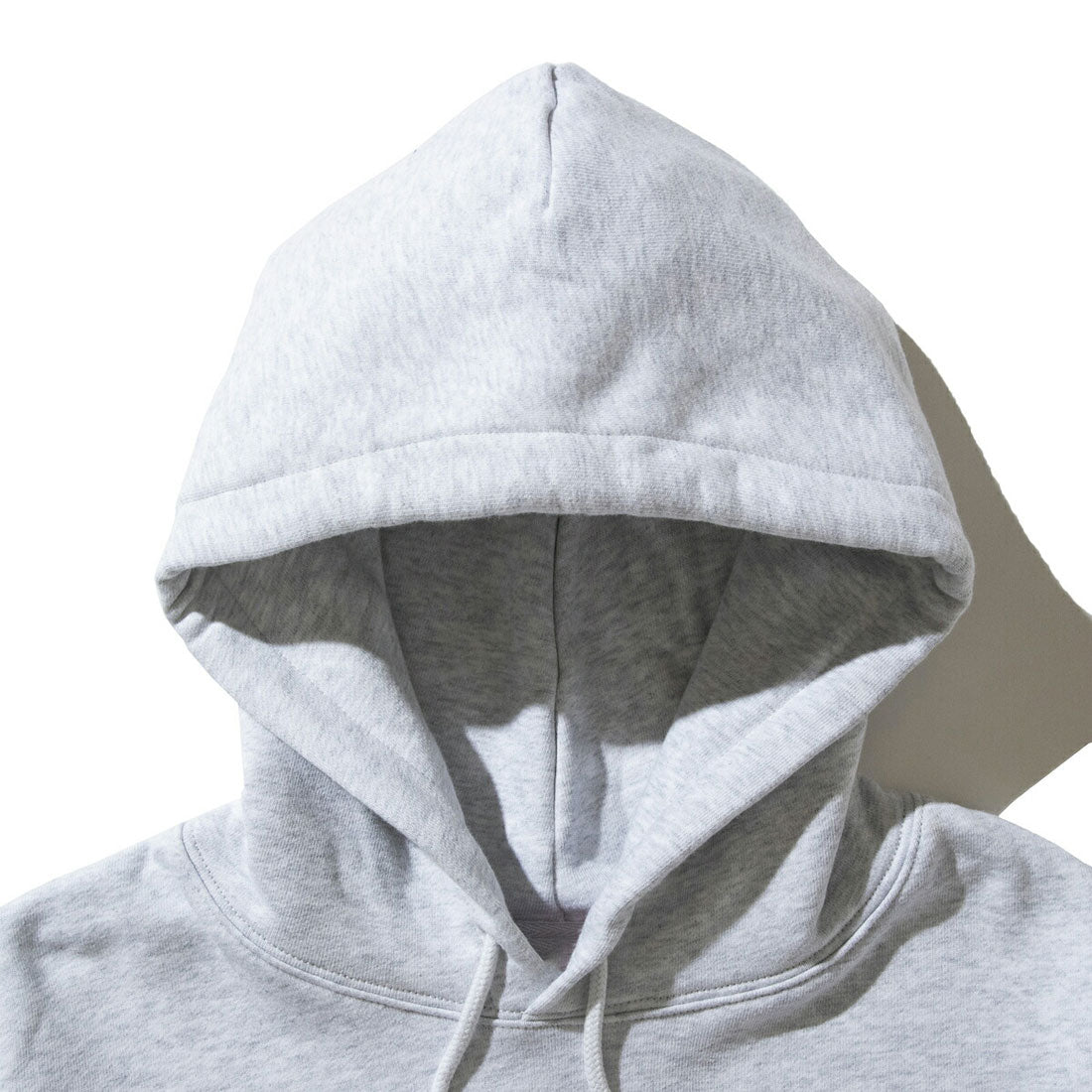キネティクス Kinetics Kinetics × TOKYO TRIBE SANTA INOUE SARU IRON-ON LETTER HOODY（キネティクス × トーキョートライブ 井上三太 サル アイロンオン レター （ASH） ASH