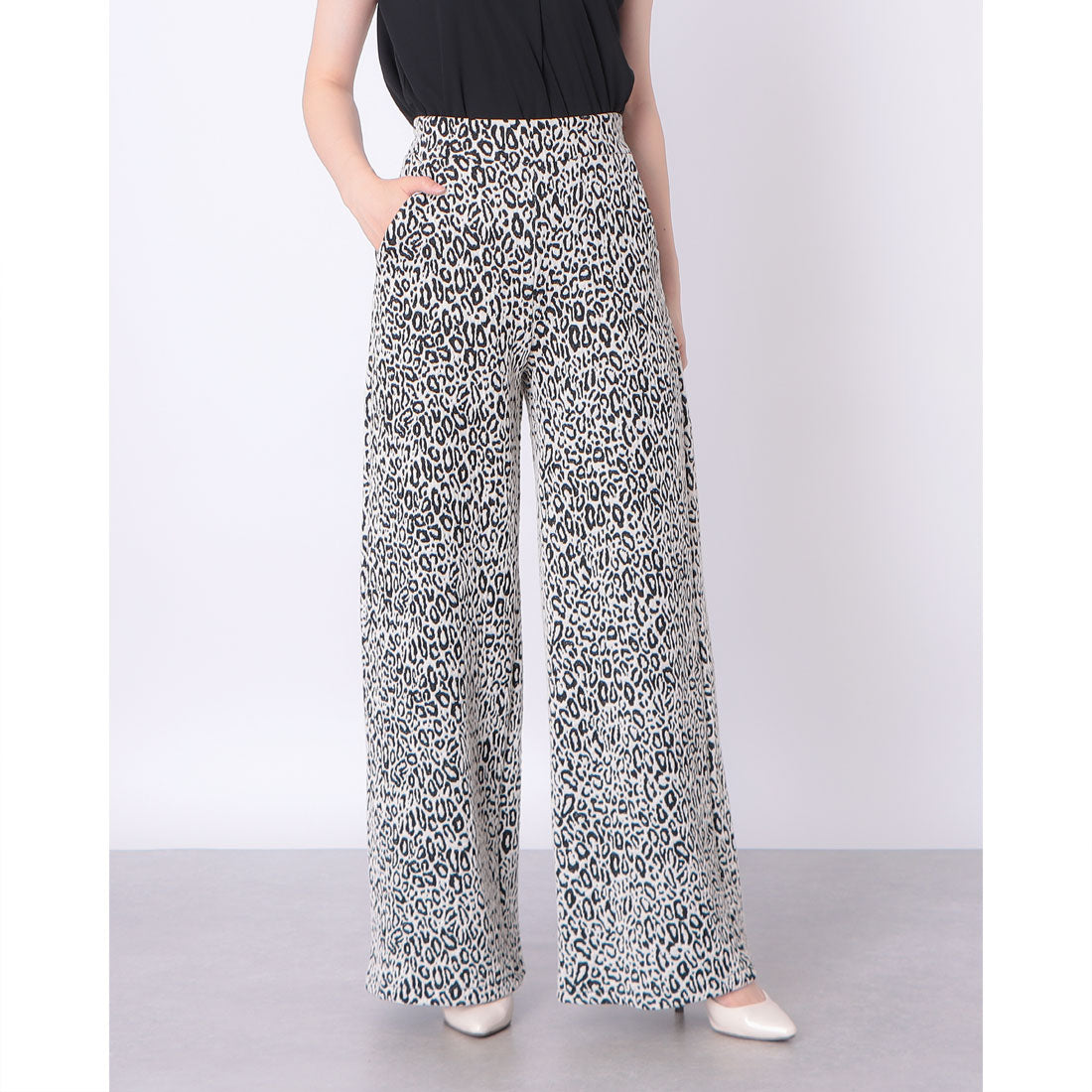 キキシックス KIKISIX ジャガードレオパードワイドPT （WHITE） WHITE
